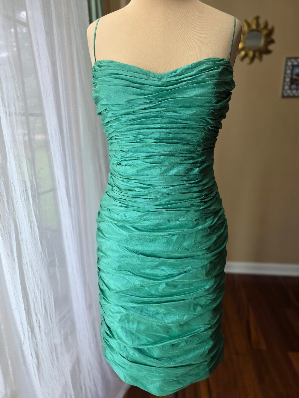 Teri Jon Vintage 100% Silk Green Ruched Bodycon Cocktail Dress Size 6 Formal